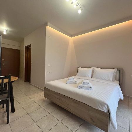 Clio City Center Apartments Yanya Dış mekan fotoğraf