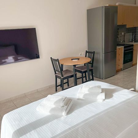 Clio City Center Apartments Yanya Dış mekan fotoğraf