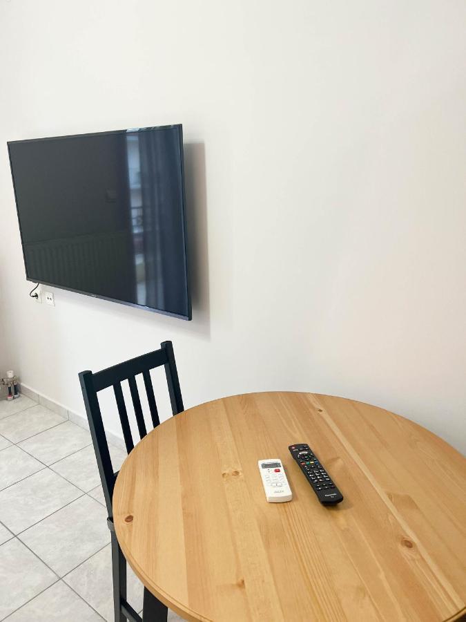 Clio City Center Apartments Yanya Dış mekan fotoğraf