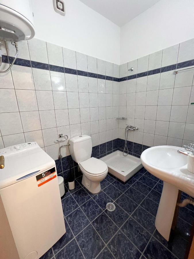 Clio City Center Apartments Yanya Dış mekan fotoğraf