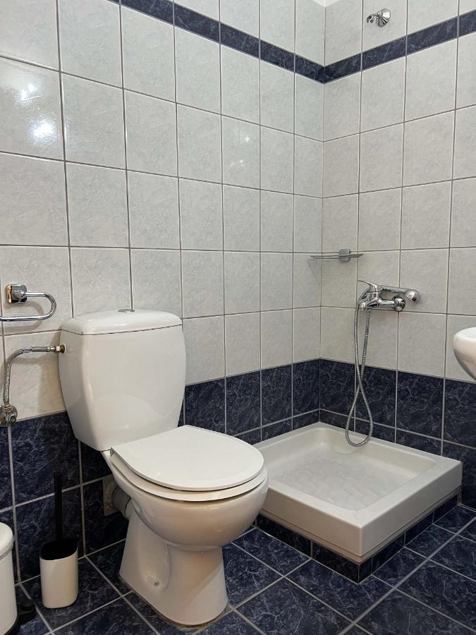 Clio City Center Apartments Yanya Dış mekan fotoğraf